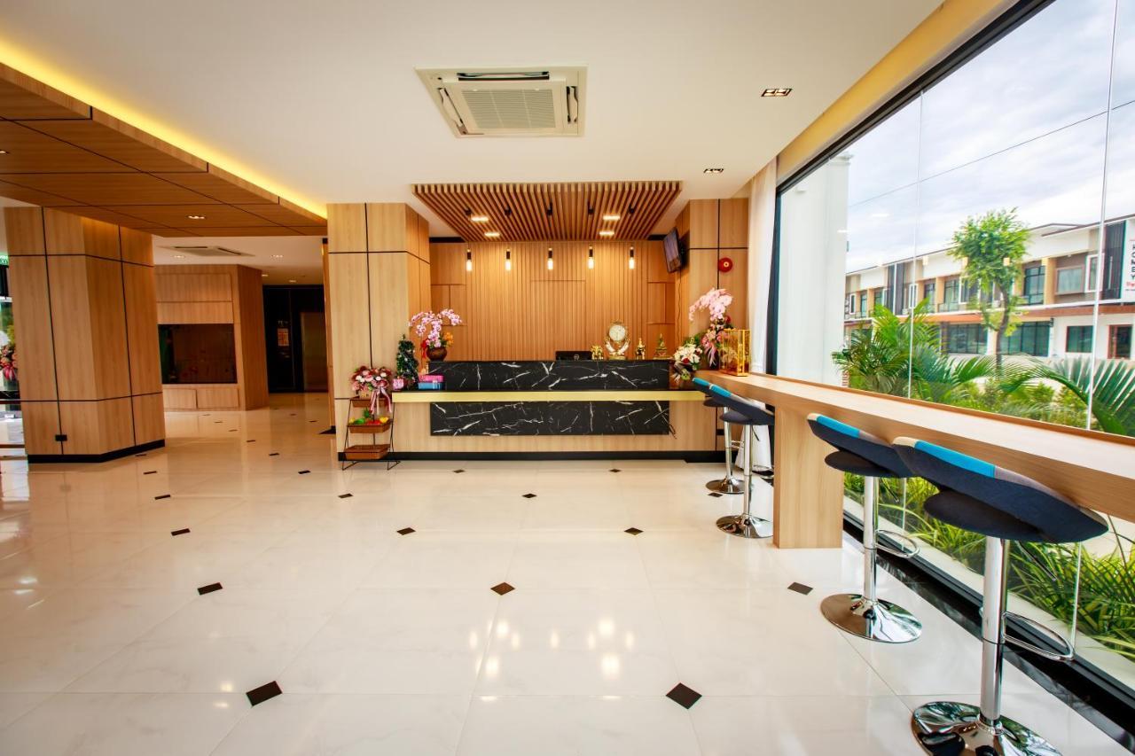 Siri Hotel Lumphun Ban Pa Daet Ngoại thất bức ảnh