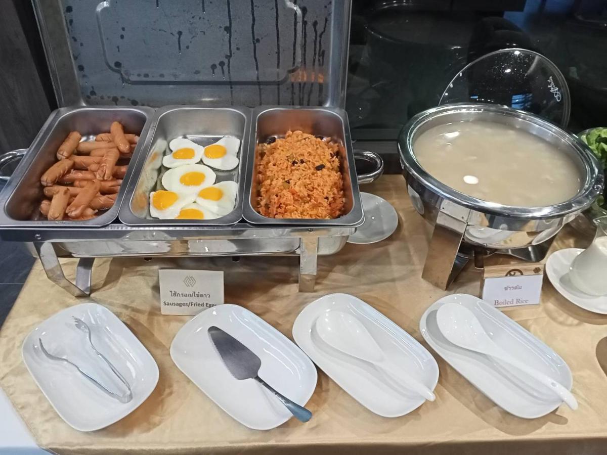 Siri Hotel Lumphun Ban Pa Daet Ngoại thất bức ảnh